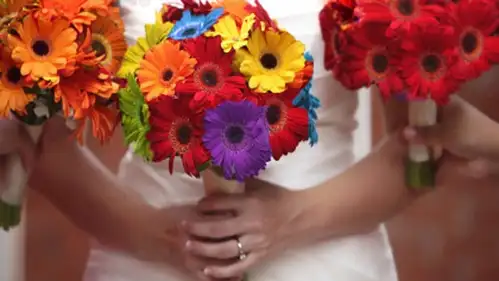 bouquets-mariage-colore.webp