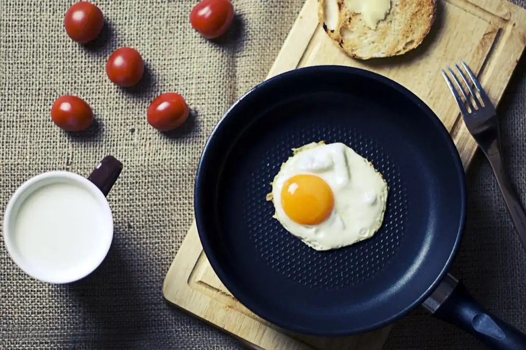 breakfast-924167_1280.webp