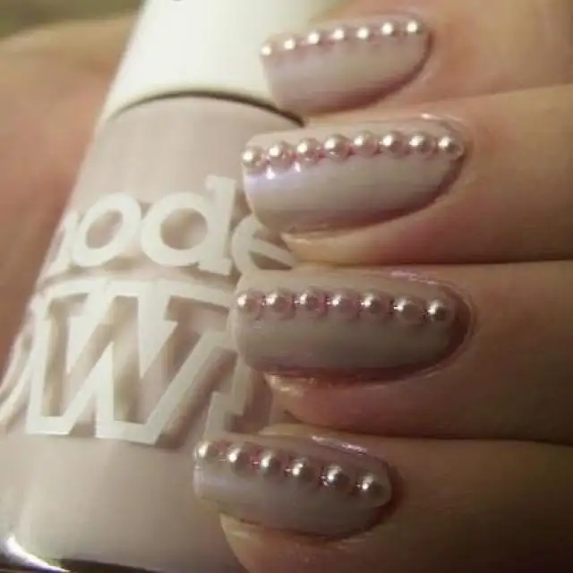 bridal-manicure-nails-pearls-pearl-bridal-nail-pinterest.webp