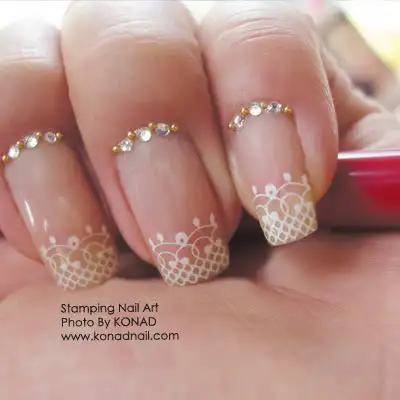 bridal-nail-designs-wedding-nail-art-suslu-tirnaklar-ojeler-1.webp