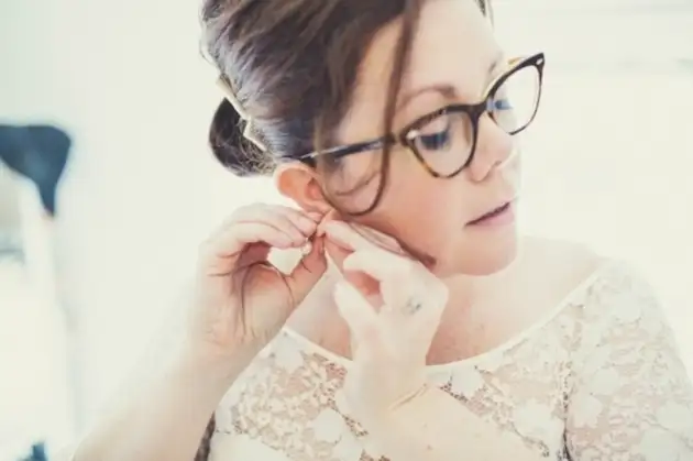 Brides-with-Glasses-Bridal-Musings-Wedding-Blog-5.webp