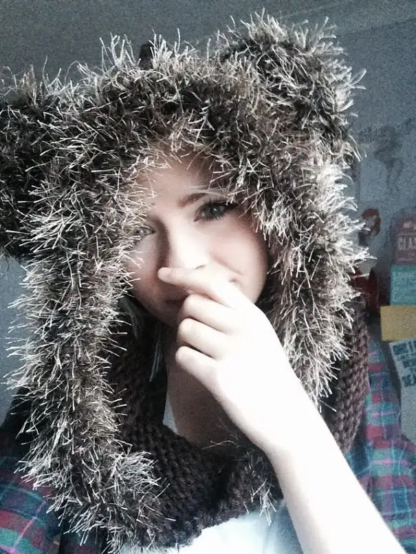 Brown-fur-ears__605.webp