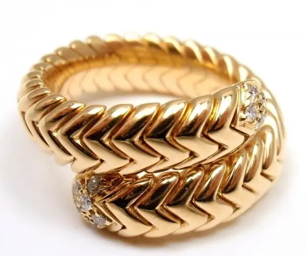 bvlgari-örgü-desenli-yüzük-modeli-600x523.webp