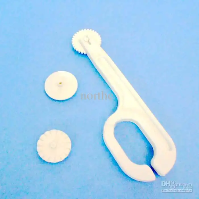 cake-pastry-cutter-mold-kitchen-tools-decorating.webp