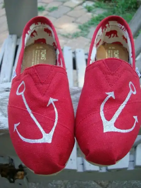 çapa-figürlü-espadrilles-ayakkabı-modeli.webp