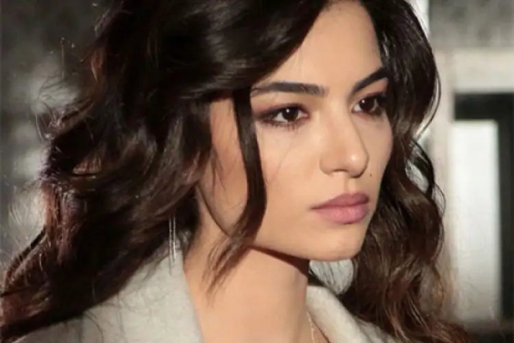 carpisma_dizi_melisa_asli_pamuk.webp