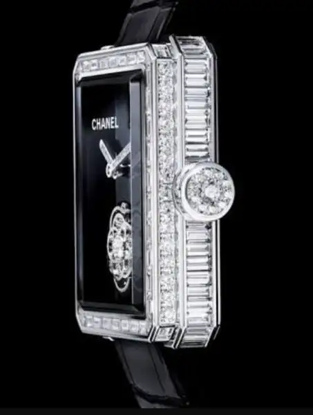 chanel-tasarım-saat-modeli.webp