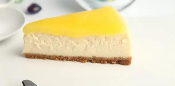 Cheesecake-Kolay-Tarifi-610x300.webp