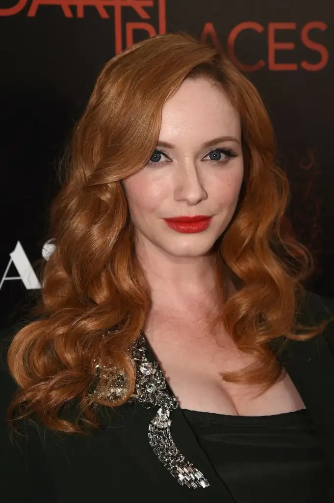 christina-hendricks-attends-the-dark-places-premiere-in-new-york_1.webp