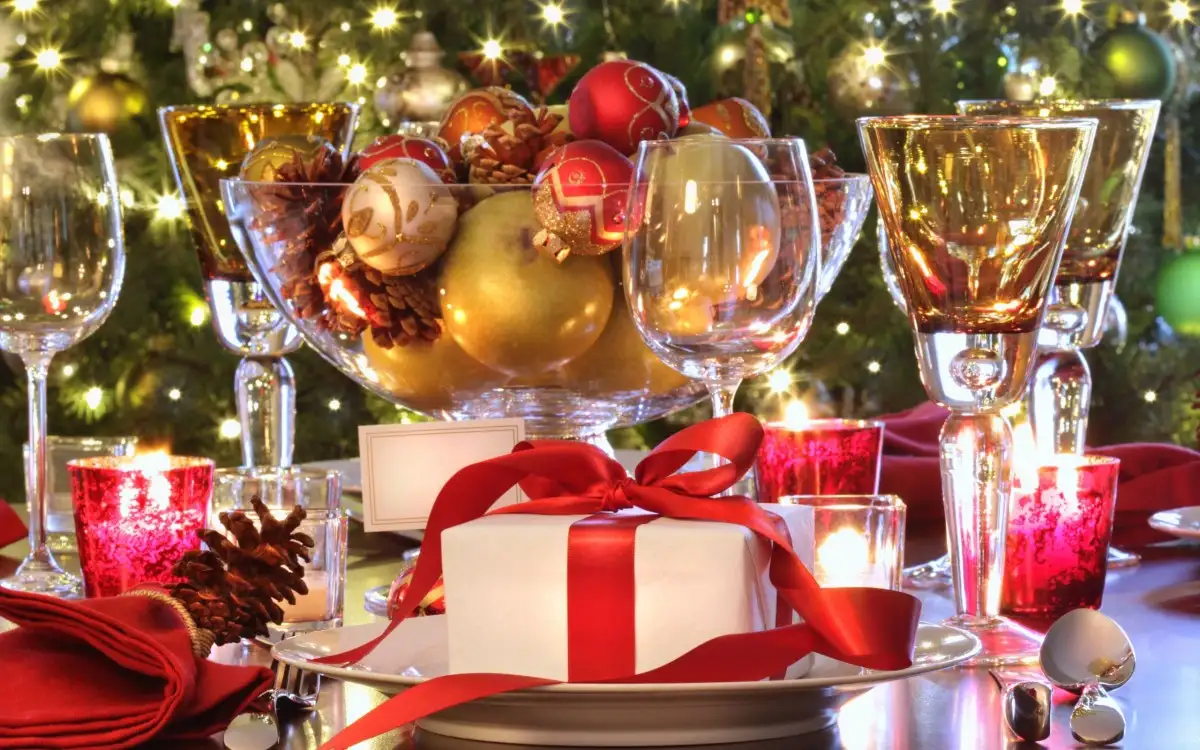 Christmas-Dinner.jpg