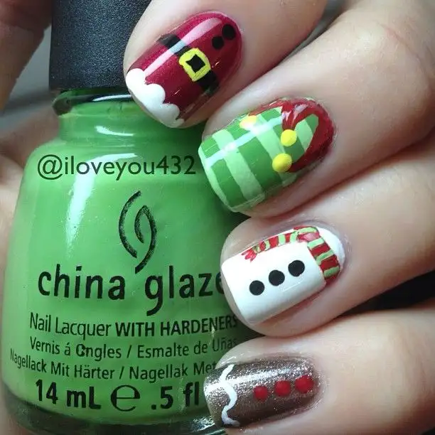 christmas-party-nailart11.webp