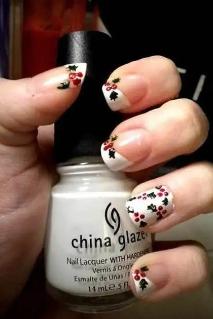 christmas-party-nailart29.webp