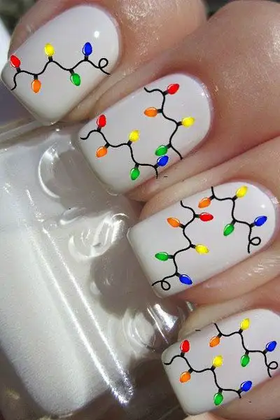 christmas-party-nailart32.webp