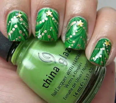 christmas-party-nailart34.webp