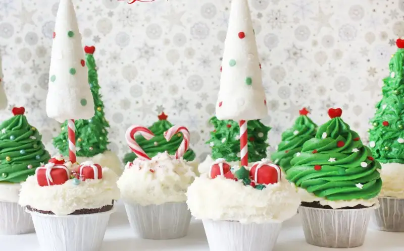 christmas_tree_cupcakes_winterwonderland_16.webp