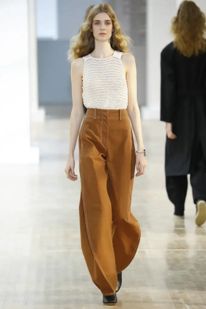 christophe-lemaire-ilkbahar-yaz-2016-paris-moda-haftasi-_lem0375.webp