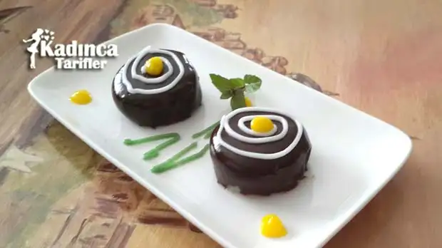 cikolatali-damla-sakizli-ikramlik-tarifi.webp