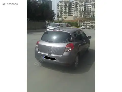 clio 2.webp