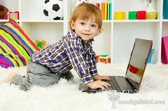 cocuk_gelisimi-729-bilgisayar-4db835ba.webp