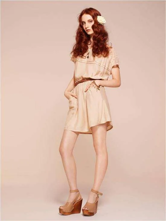 Codie-Young-for-Stradivarius-June-2012-Collection-009.webp