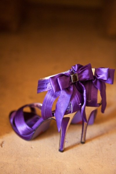 confortable-purple-wedding-shoes-600x900.jpg