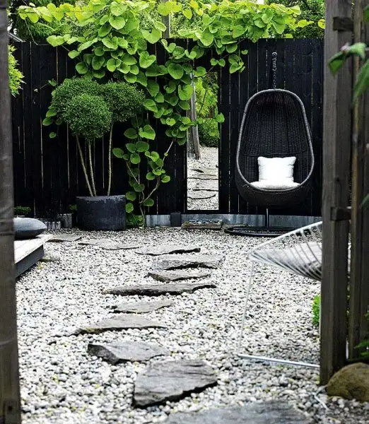 contemporary-zen-garden-backyard-ideas.webp