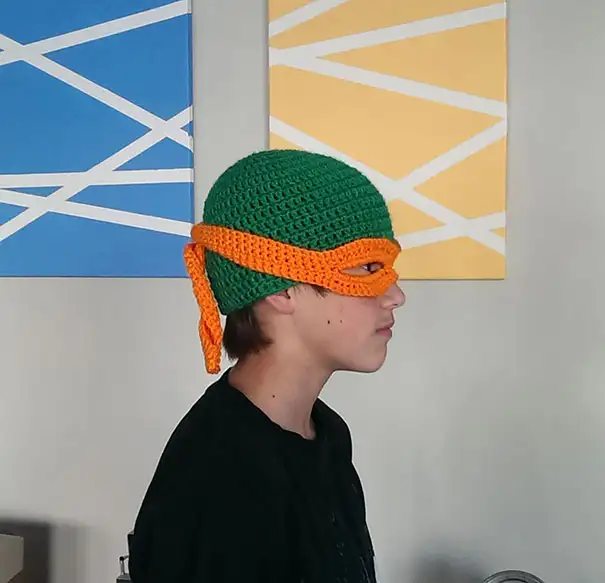 creative-knit-hats-3-1.webp