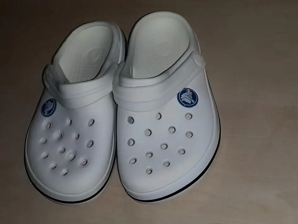 crocs 8,9 no.webp