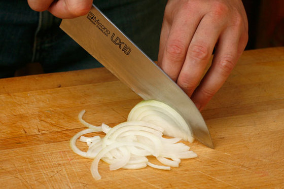 cut-onion.jpg