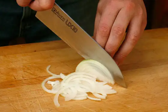 cut-onion.webp