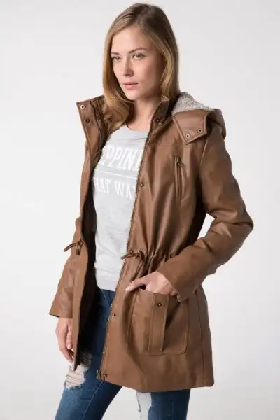 D4263_TA1_14WN_01_03.webp