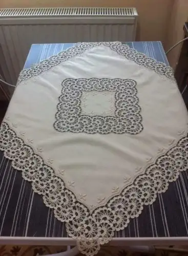 Dantel-Masa-Örtüsü-Modelleri2.webp