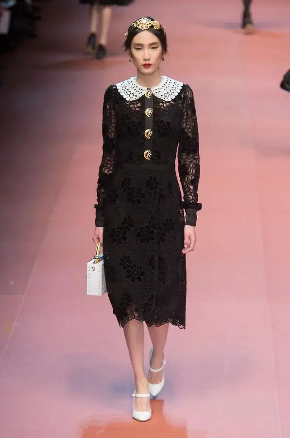 defile-dolce-amp-gabbana-automne-hiver-2015-2016-milan-look-37.webp