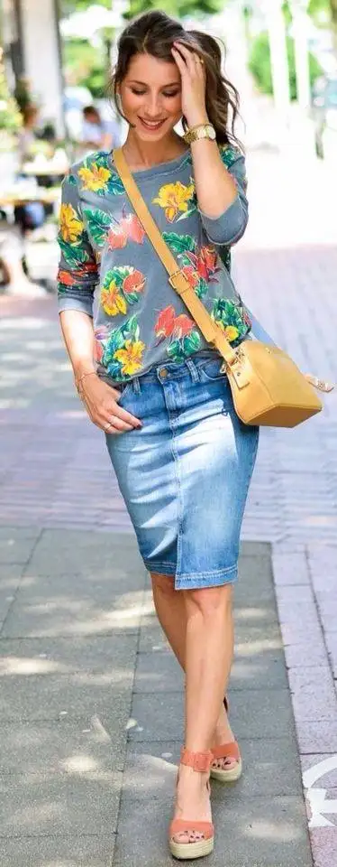 Denim_Etek_Nasil_Kombinlenir_sokak_modasi (3).webp