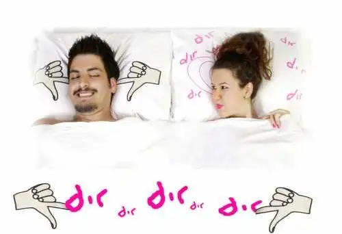 Dır-dır-desenli-sıradışı-yatak-örtüsü-tasarımları.webp