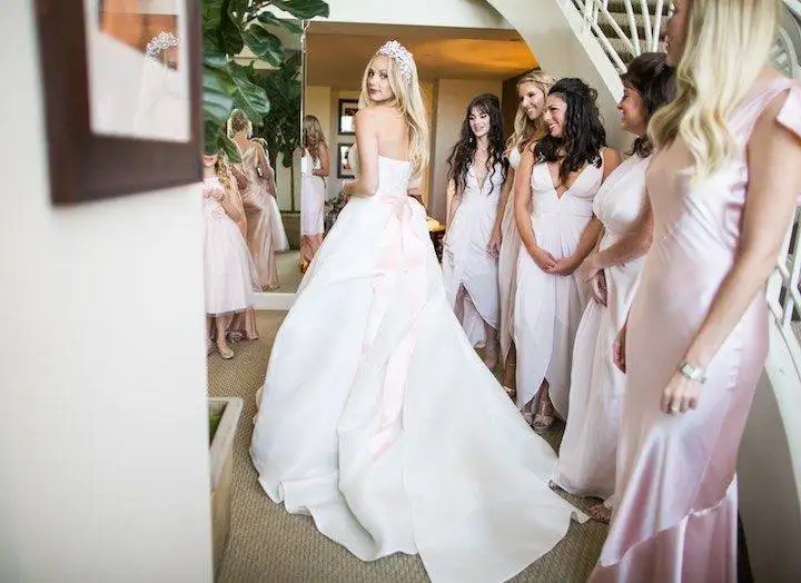 dunya_yildizlari_gelin_saci_modelleri (3).webp