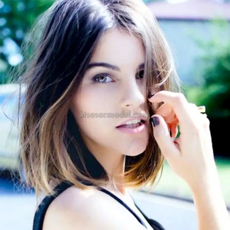 Düz-Kısa-Saç-Modelleri-2014-05-30_09[1].webp