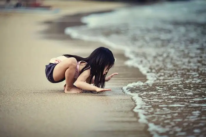 e1b656701d954a849c9227a42cdc8384.jpg.700x0_q85_autocrop_crop-smart_upscale.webp
