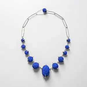 e9526ca1b06a858de32eb9c944061e5e--jewelry-necklaces-jewerly.webp