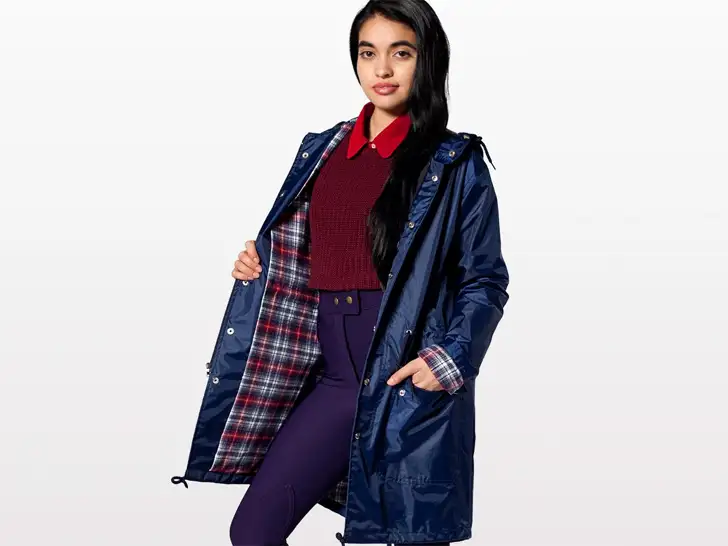 eco-friendly-raincoat-american-apparel.webp