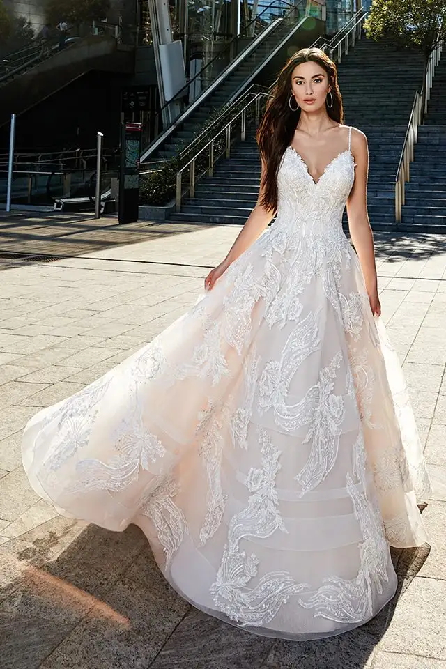 eddy_k_gelinlik_modelleri_2018 (4).jpg