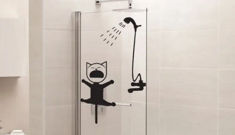 eglenceli-banyo-sticker-modelleri-2016-1.webp
