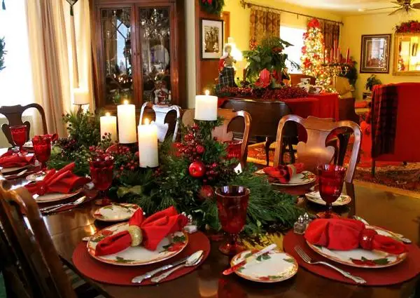 elegant-christmas-table-settings.webp