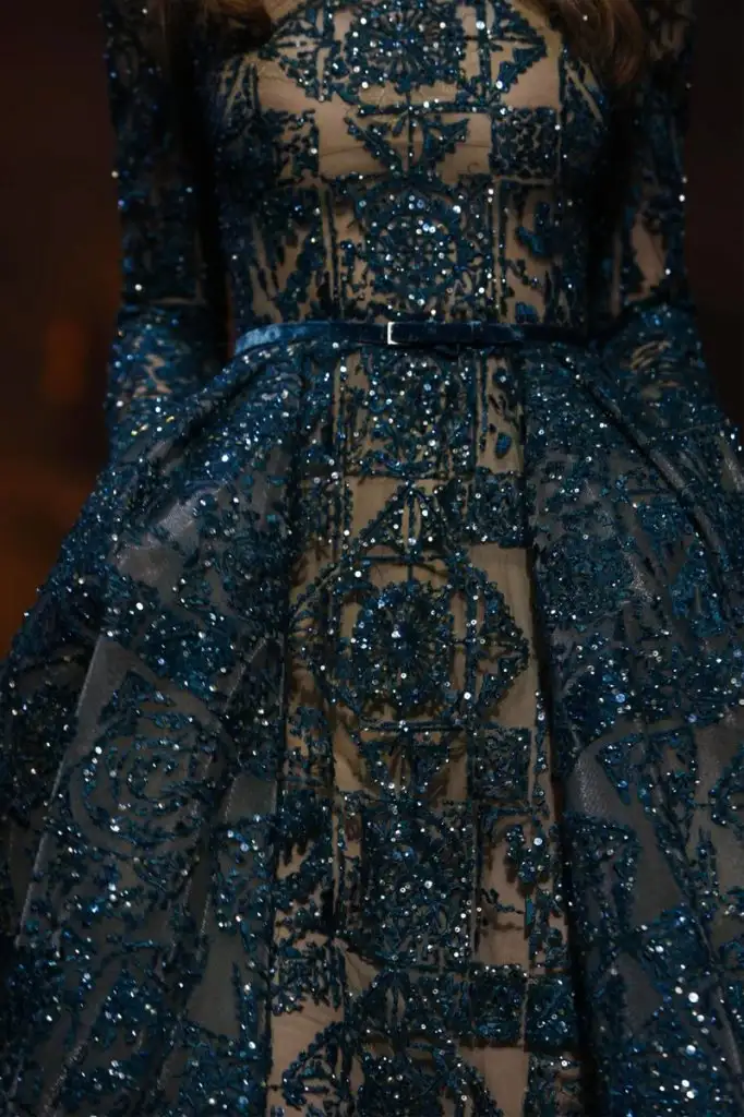 Elie-Saab-Couture-FW15-Paris-9467-1436357546-bigthumb (1).webp