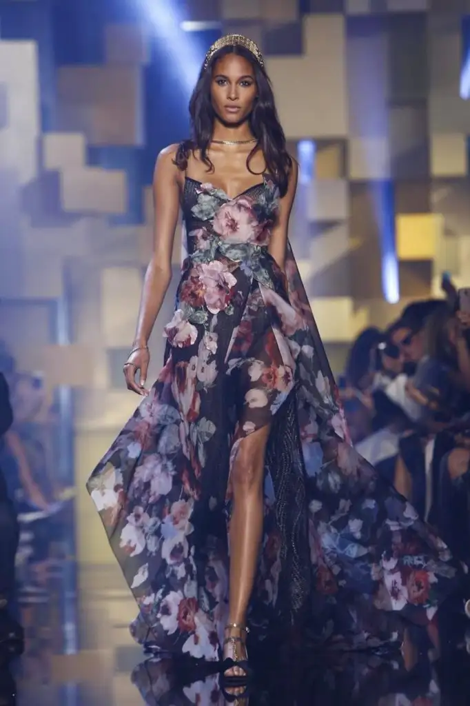 Elie-Saab-Couture-FW15-Paris-9578-1436357735-bigthumb.webp