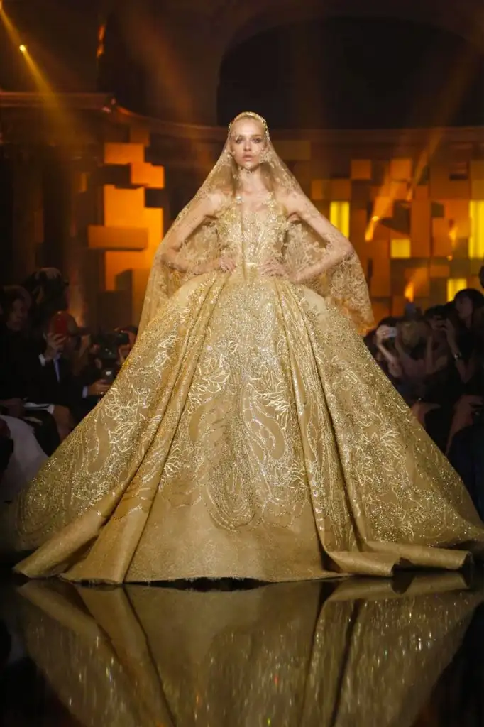 Elie-Saab-Couture-FW15-Paris-9644-1436357901-bigthumb.webp