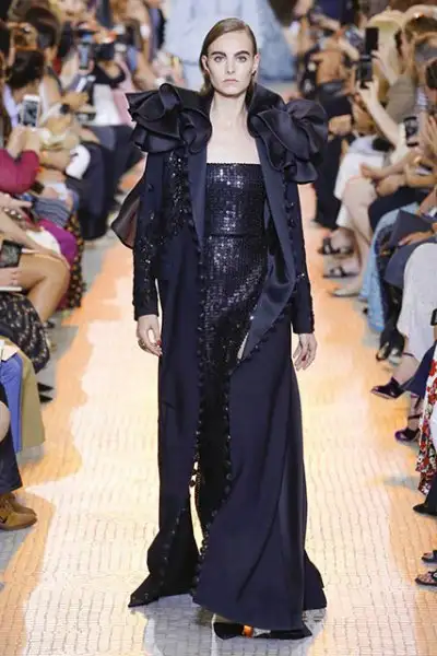 elie-saab-sonbahar-kis-2018-couture-11855542.webp