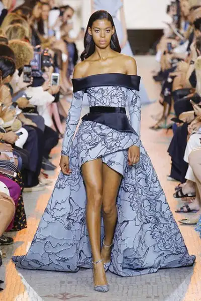 elie-saab-sonbahar-kis-2018-couture-11855544.webp