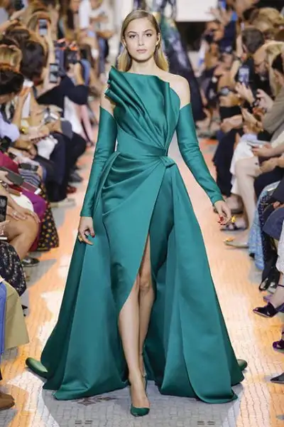 elie-saab-sonbahar-kis-2018-couture-11855548.webp