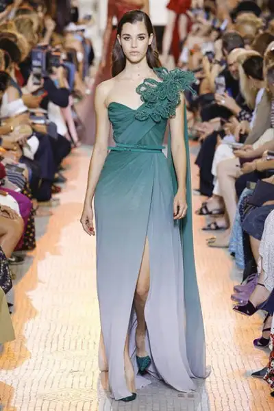 elie-saab-sonbahar-kis-2018-couture-11855551.webp